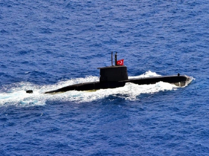 Turkish Navy Submarines Honor Dardanelles with Commemoration