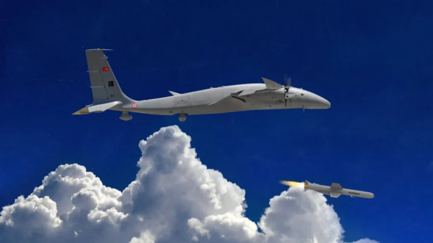 AKINCI Scores Perfect Hit with ÇAKIR Missile in Autonomous Strike Test