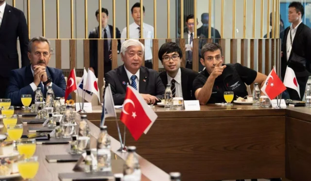 Agn9m_1755771115_0155